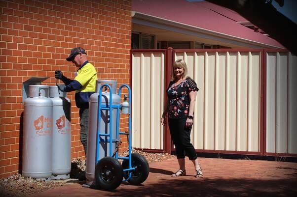 Hills Gas delivering Domestic Gas Cylinders to homes in Perth